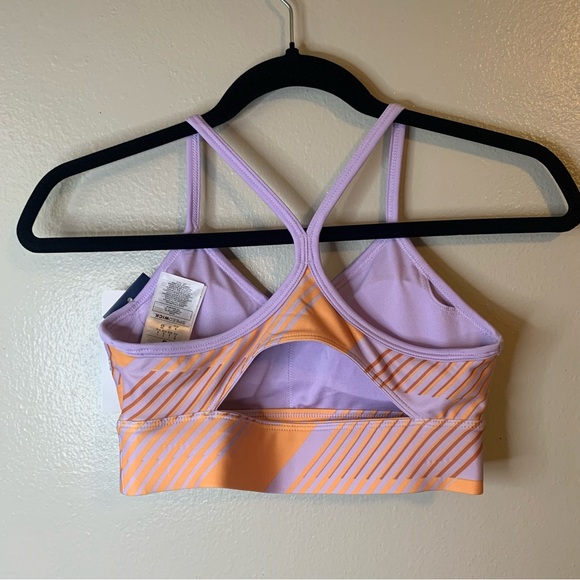 Women's Printed Medium Impact Pullover Sports Bra 
Color:Purple Oasis NWT - Picture 4 of 7
